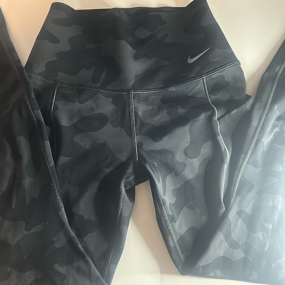 nike high rise leggings